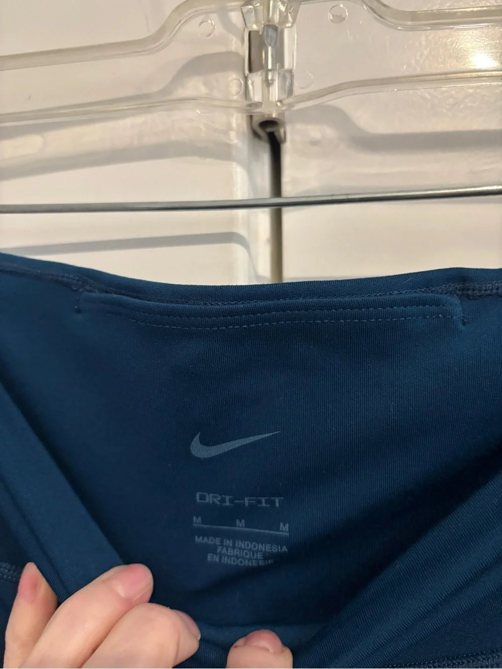 Nike Dri Fit Teal High-Waist Performance Leggings. Size M